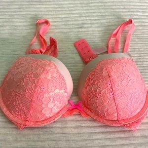Victoria Secret Pink Lace push up bra 34C